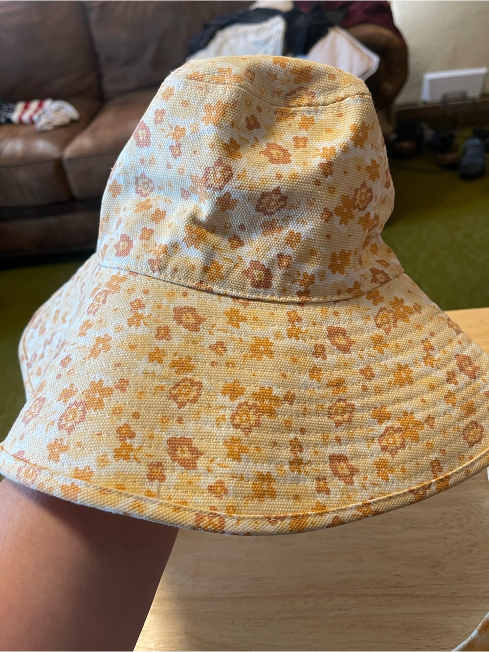 Lack of Color Holiday Bucket PEACH BLOOM Hat Sz S.M Floral Sun Wide Brim